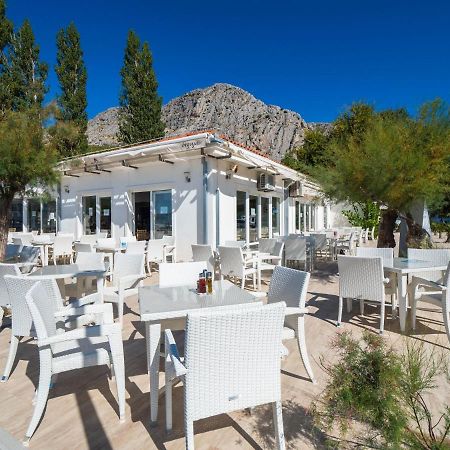אומיס Mediteran Travel Mobile Homes Galeb מראה חיצוני תמונה