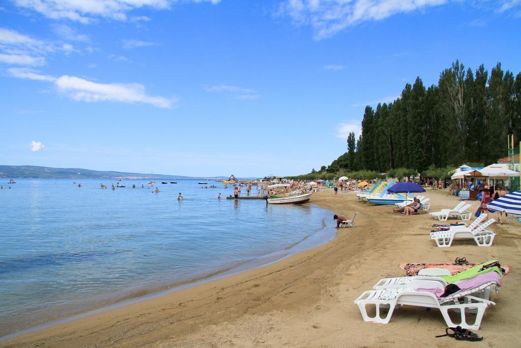 אומיס Mediteran Travel Mobile Homes Galeb מראה חיצוני תמונה