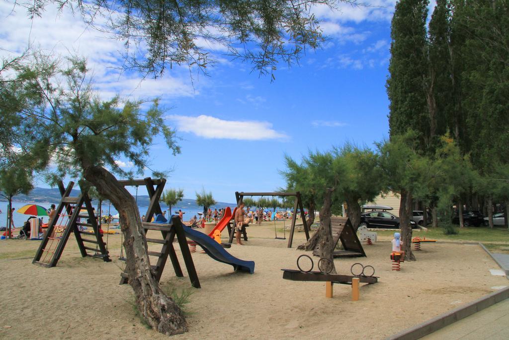 אומיס Mediteran Travel Mobile Homes Galeb מראה חיצוני תמונה