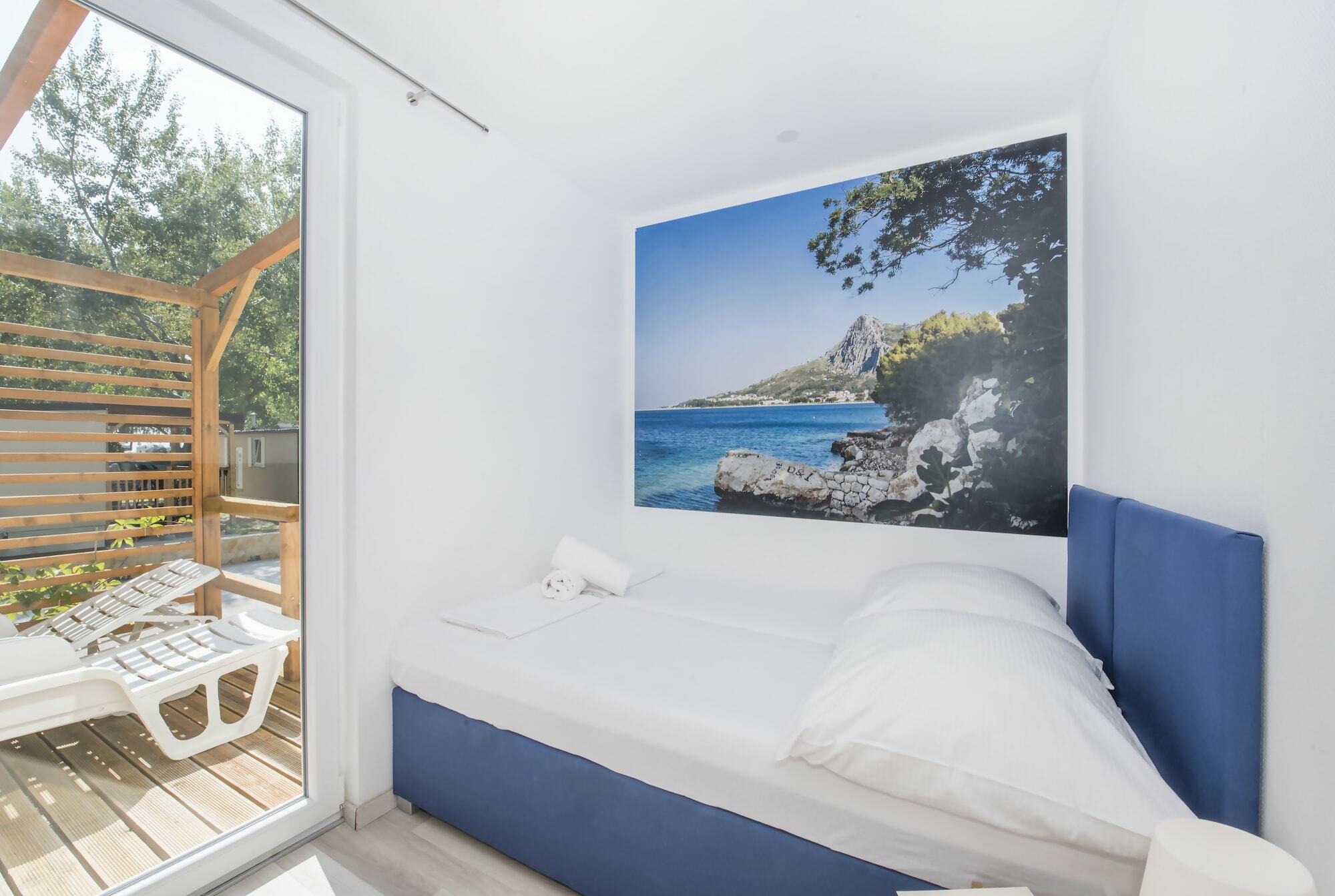 אומיס Mediteran Travel Mobile Homes Galeb מראה חיצוני תמונה