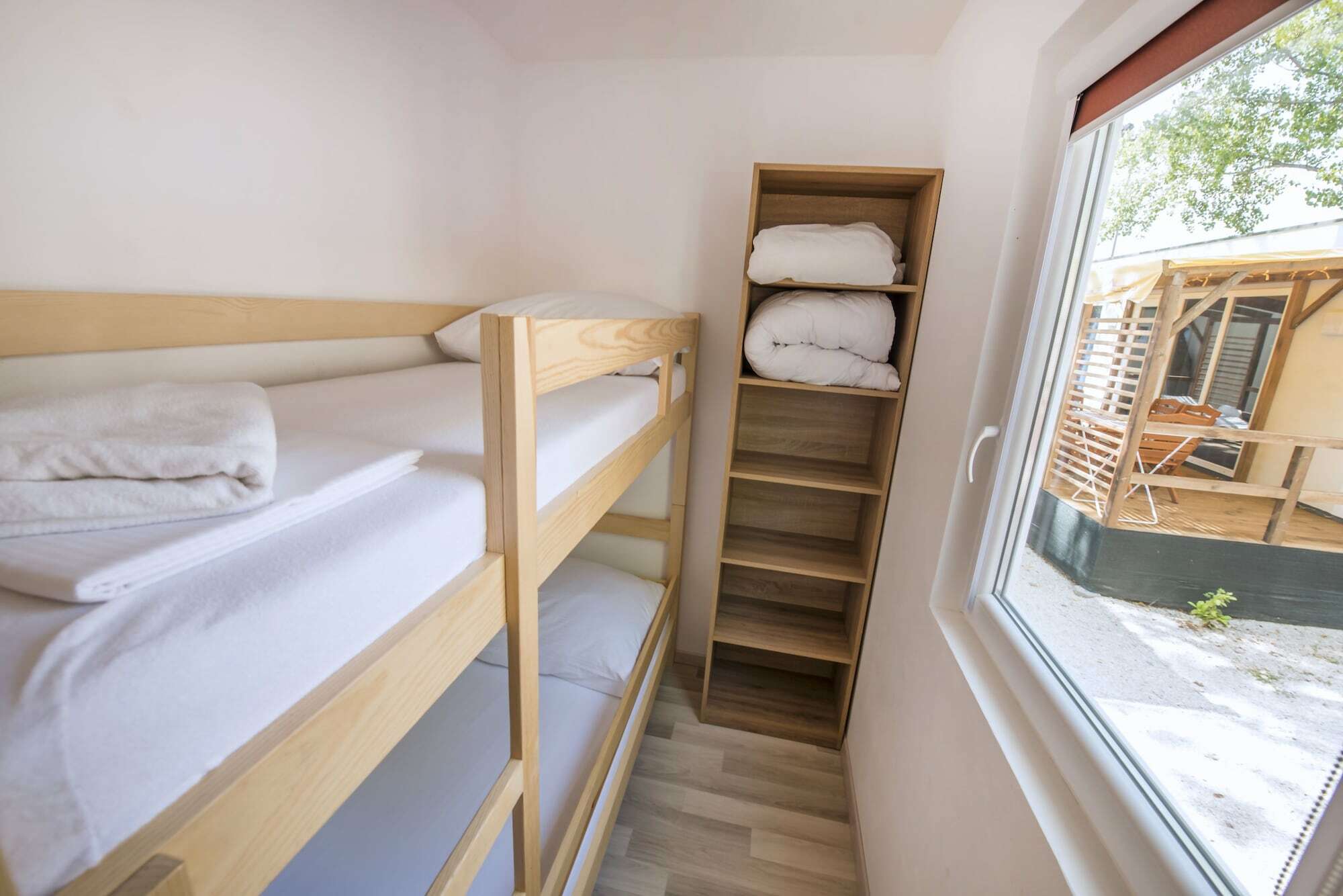 אומיס Mediteran Travel Mobile Homes Galeb מראה חיצוני תמונה