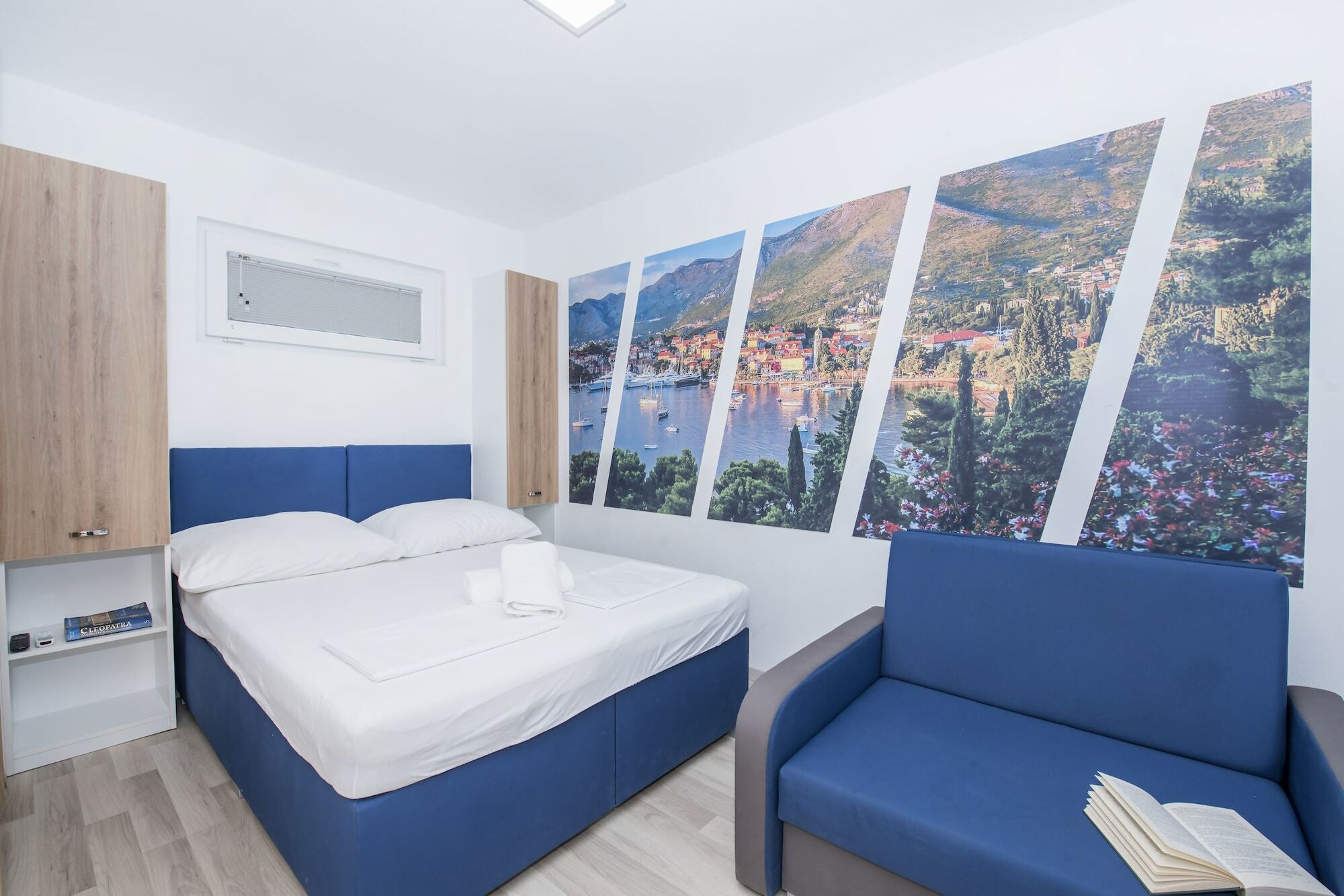 אומיס Mediteran Travel Mobile Homes Galeb מראה חיצוני תמונה