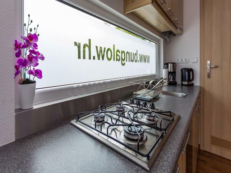 אומיס Mediteran Travel Mobile Homes Galeb מראה חיצוני תמונה