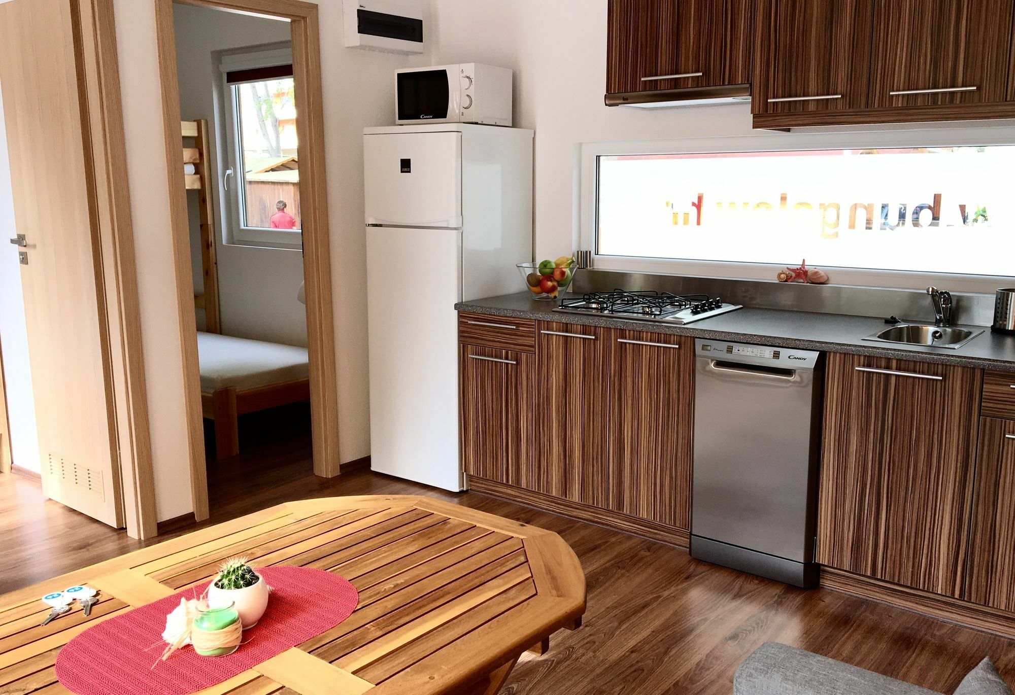אומיס Mediteran Travel Mobile Homes Galeb מראה חיצוני תמונה