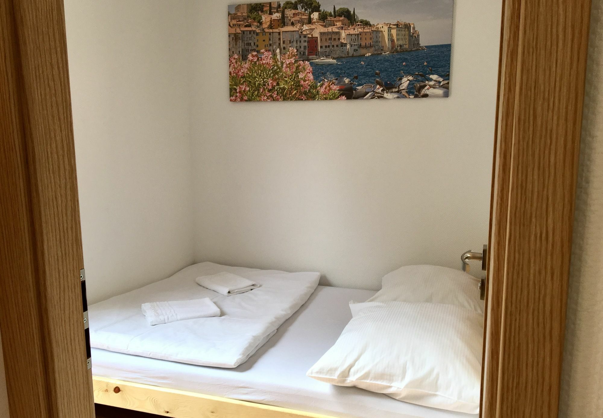 אומיס Mediteran Travel Mobile Homes Galeb מראה חיצוני תמונה
