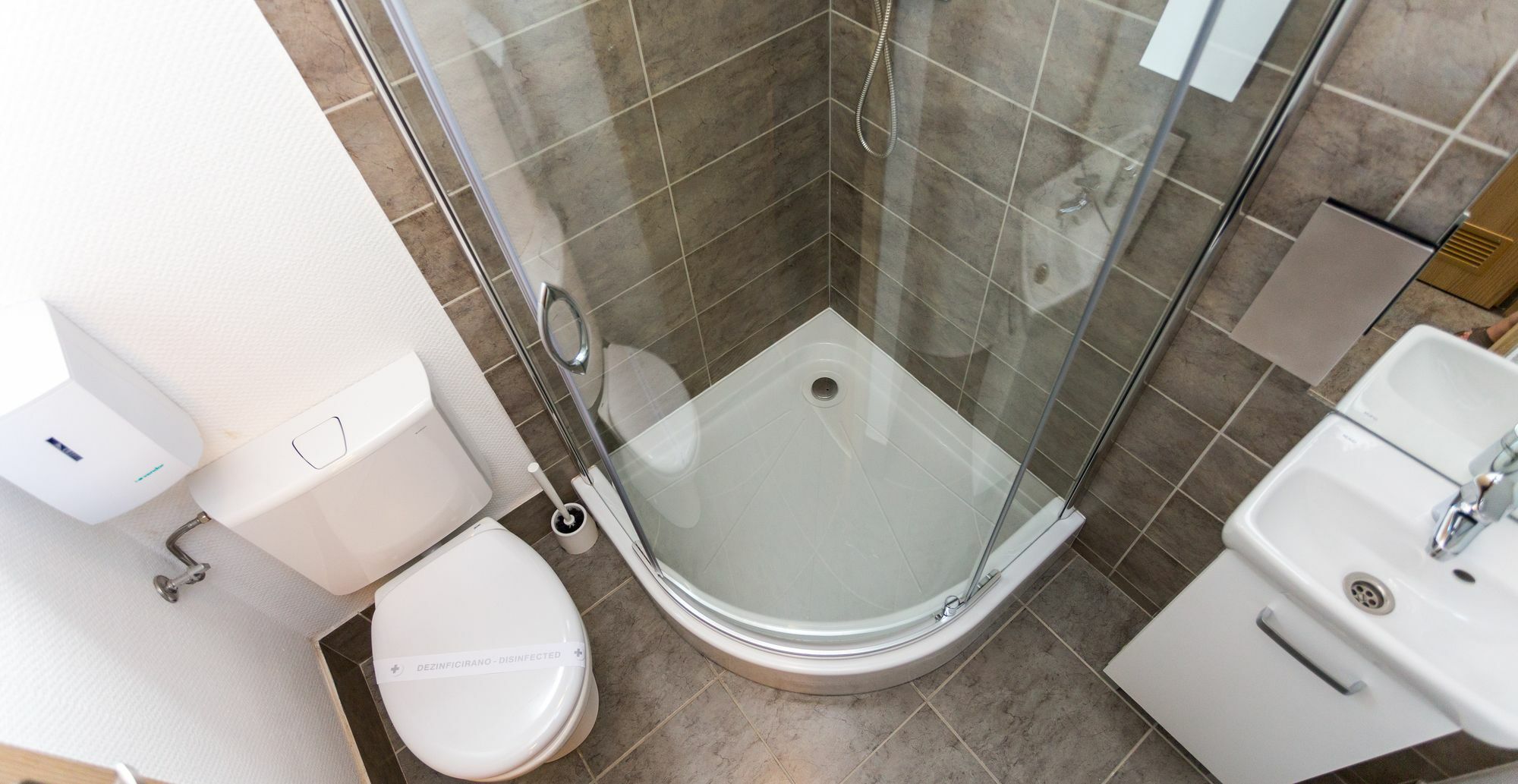 אומיס Mediteran Travel Mobile Homes Galeb מראה חיצוני תמונה