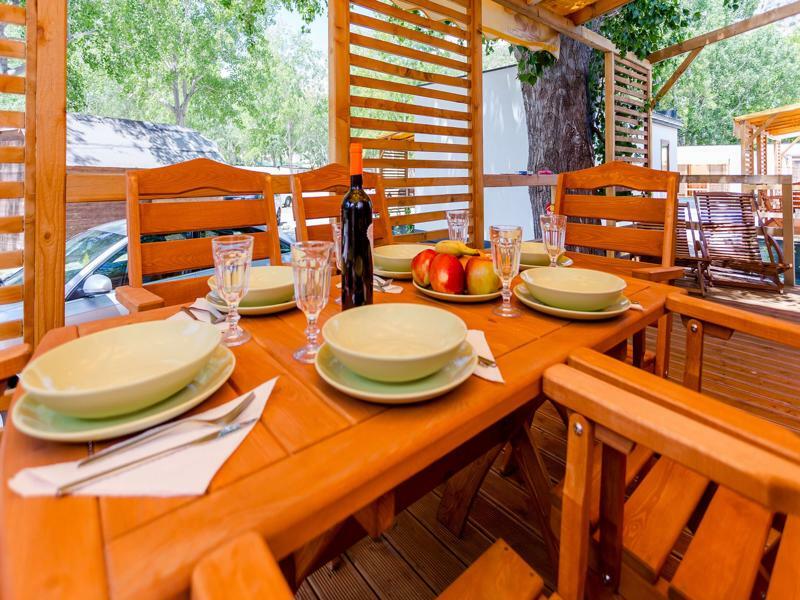 אומיס Mediteran Travel Mobile Homes Galeb מראה חיצוני תמונה