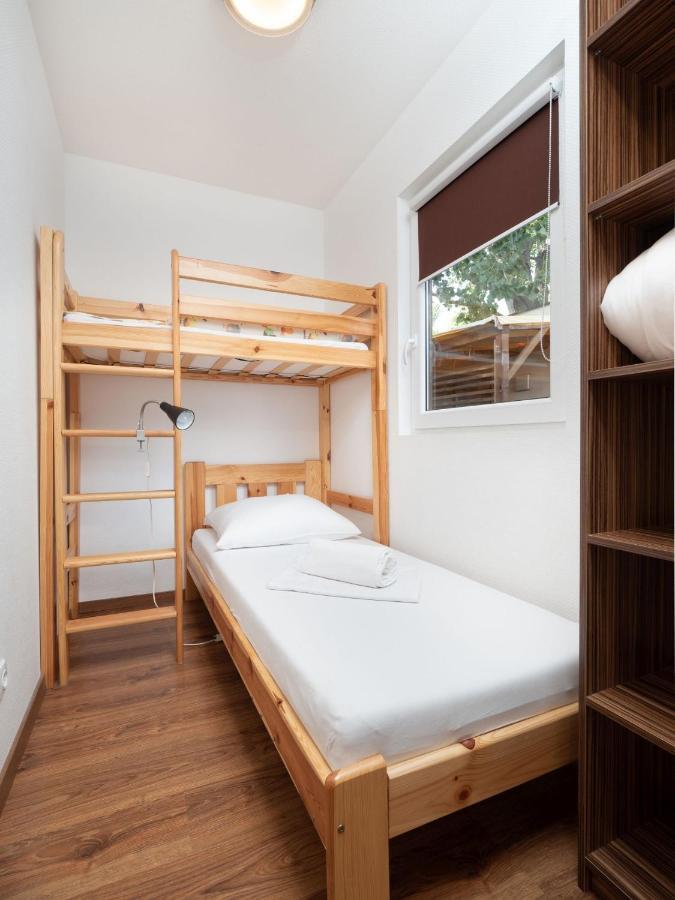 אומיס Mediteran Travel Mobile Homes Galeb מראה חיצוני תמונה