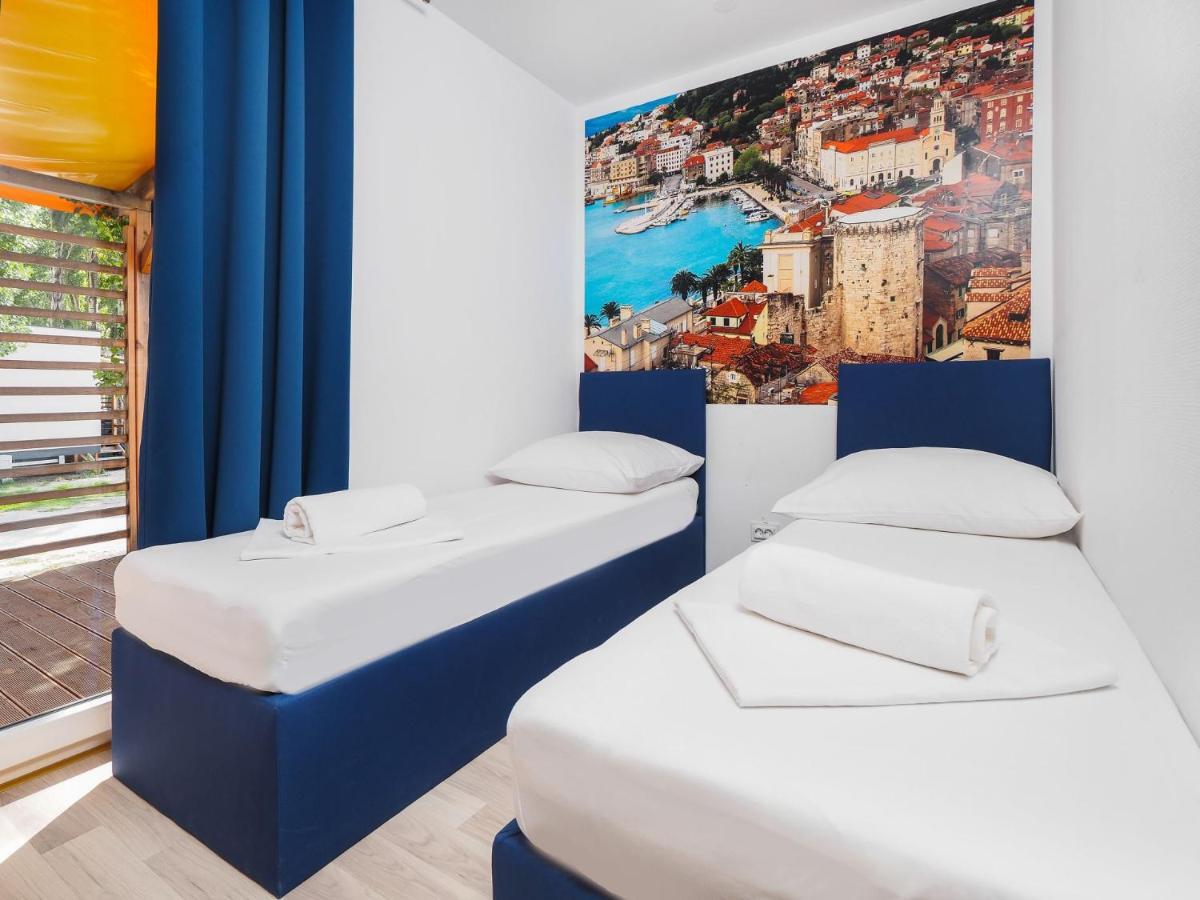 אומיס Mediteran Travel Mobile Homes Galeb מראה חיצוני תמונה