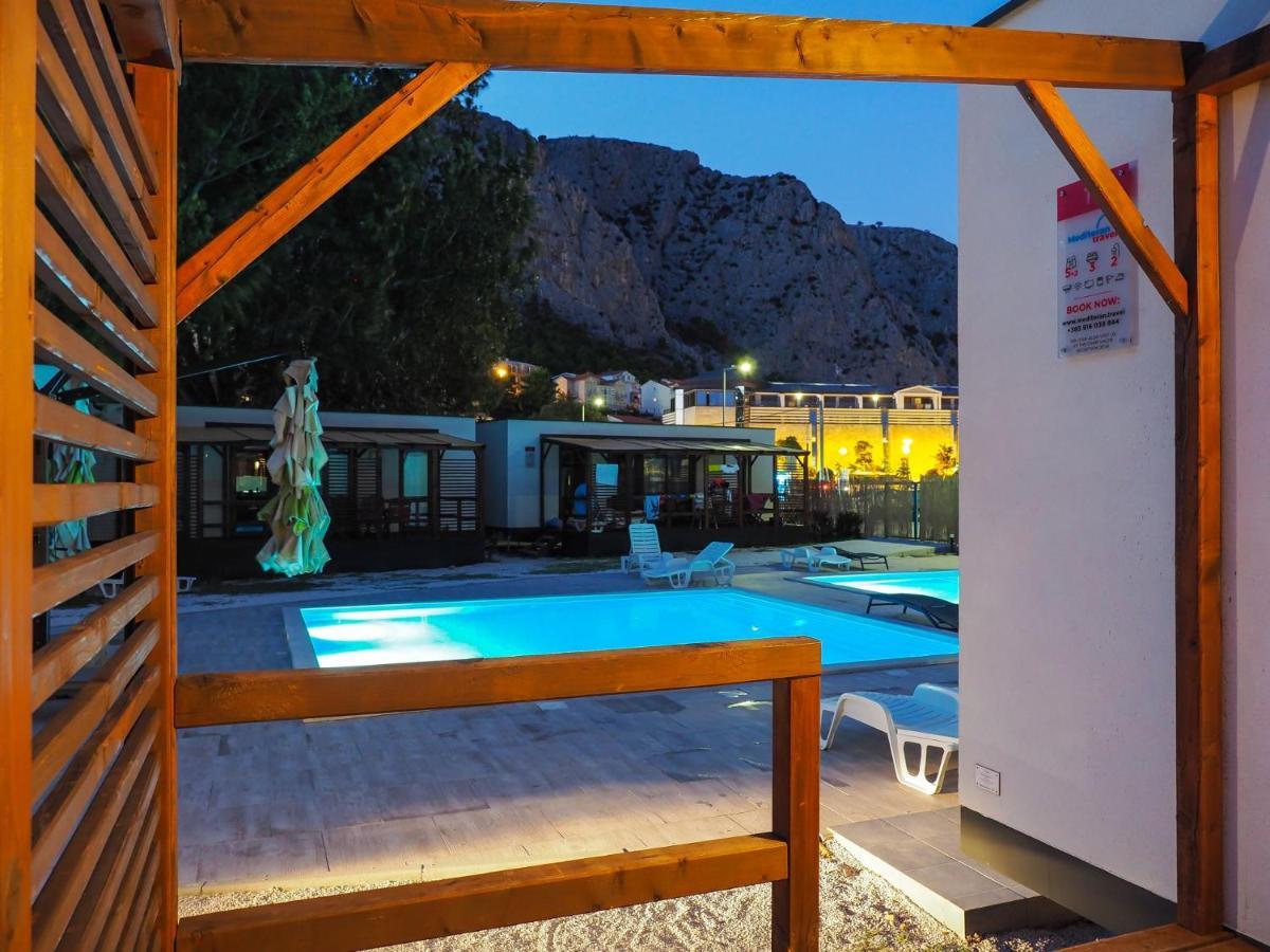 אומיס Mediteran Travel Mobile Homes Galeb מראה חיצוני תמונה