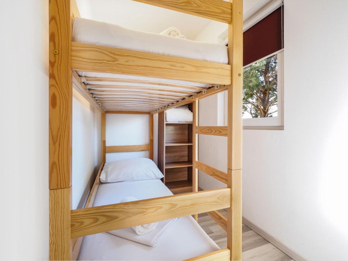 אומיס Mediteran Travel Mobile Homes Galeb מראה חיצוני תמונה