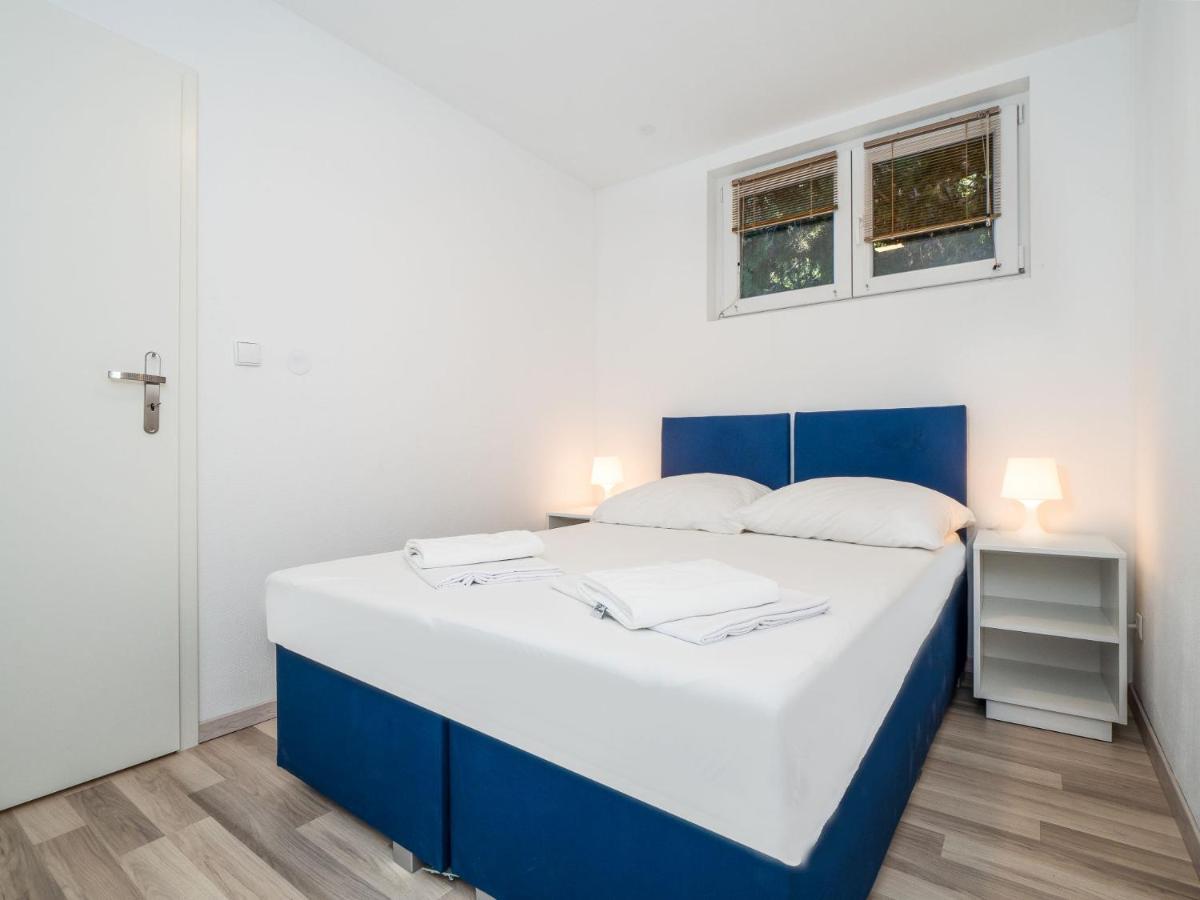 אומיס Mediteran Travel Mobile Homes Galeb מראה חיצוני תמונה